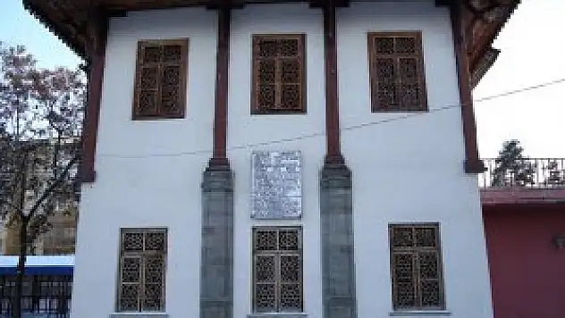 Tarihi Yusuf Ziya Paşa Köşkü