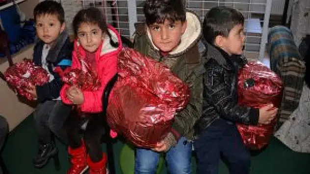Miniklerden engelli öğrenciler