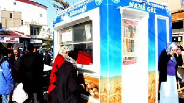 Erciş'te halk ekmeği uygulamada