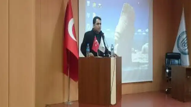 Gençlik ve Sosyal Etkinlikler konulu semineri
