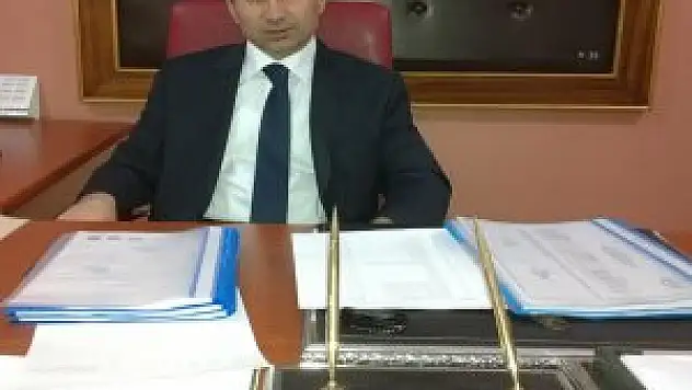 Oltu'da kursiyerlerden öğrenciler için kışlık ust dağıtıldı