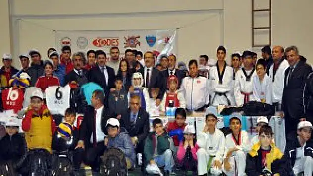 Muş'ta 'Gamze Bulut İzinde Olimpiyata