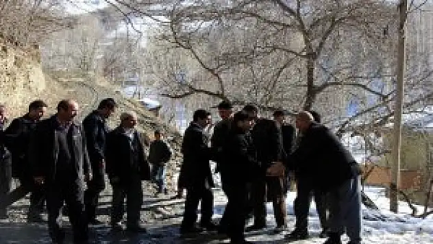 Kaymakam Bölükbaşı Nurs köyünü ziyaret ediyor
