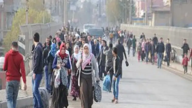 Cizre ve Silopi'de çatışma ! Halk Şehirden Kaçıyor !