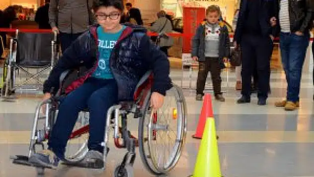 Malatya'da Bir Dakika Engelli Olur musun
