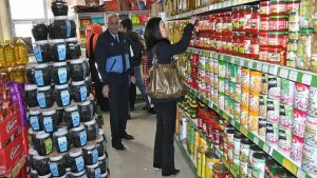 Yüksekova'da gıda denetimi yapıldı