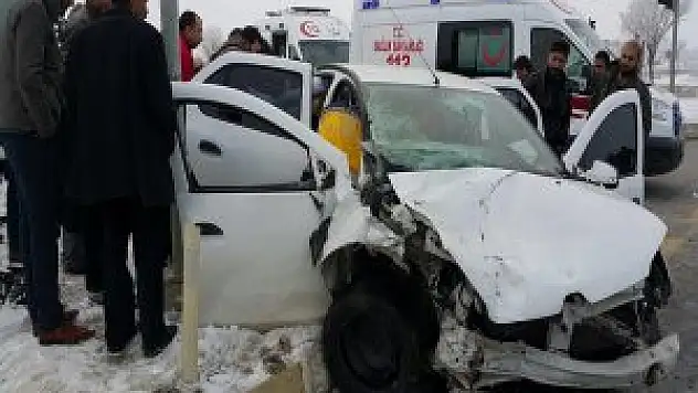 Muş'ta trafik kazası çok sayıda yaralı