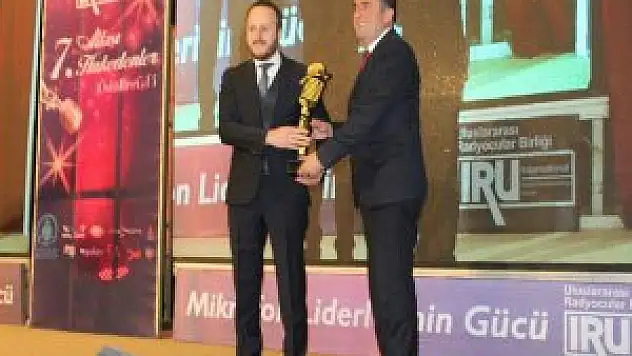 Vanlı işadamına ödül verildi