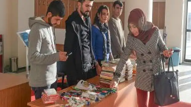 Konser bileti yerine kırtasiye malzemesi sattılar