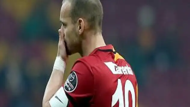 Sneijder'den Galatasaray'a kötü haber