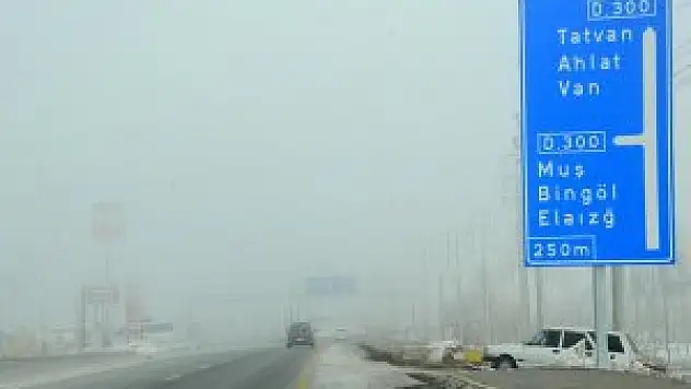 Bitlis'te sis ve dondurucu soğuk