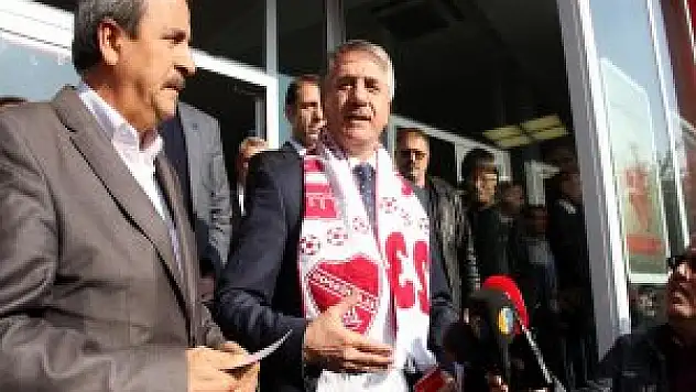 Belediye Başkanı Yanılmaz'dan Vartaş Elazığspor'a destek kampanyası