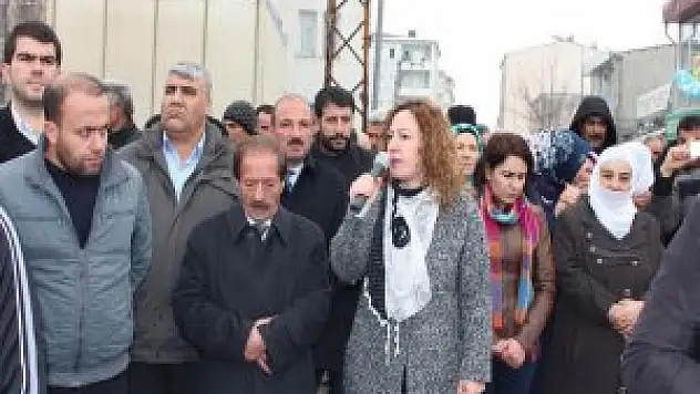 Güroymak'ta Yürüyüş Ve Oturma Eylemi devam ediyor