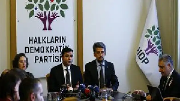 HDP Meclisten Çekiliyor Mu ? Demirtaş Sorunları Yanıtladı