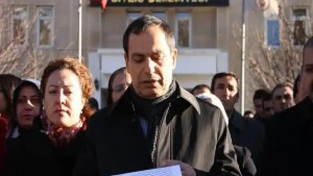 Bitlis'te Oturma Eylemi