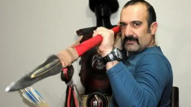 Atölyede Tarihi eser yaşatıyor