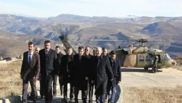 Kalkınma Bakanı Yılmaz Bingölü ziyaret ediyor