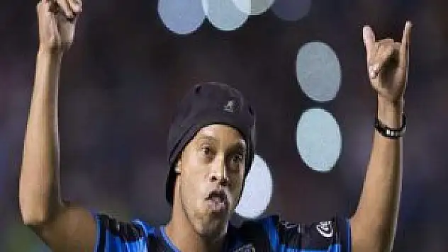 Ronaldinho'nun yeni takımı belli oldu