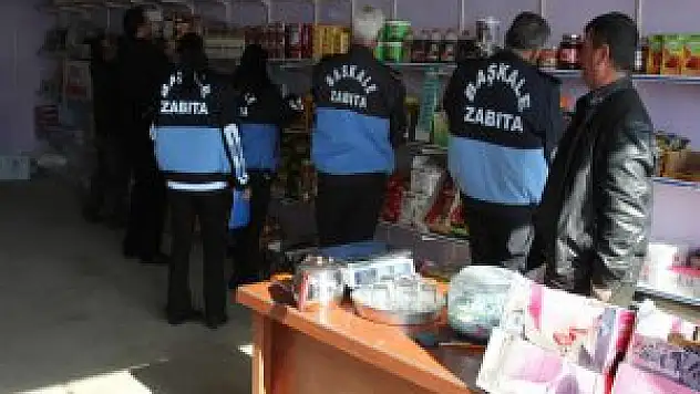 Başkale'de Gıda Denetimi yapıldı