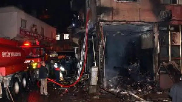 Son dakika Tuhafiye Dükkanında Yangın