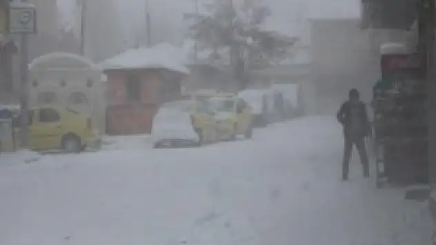 Birçok Köy Yolu Ulaşıma Kapandı