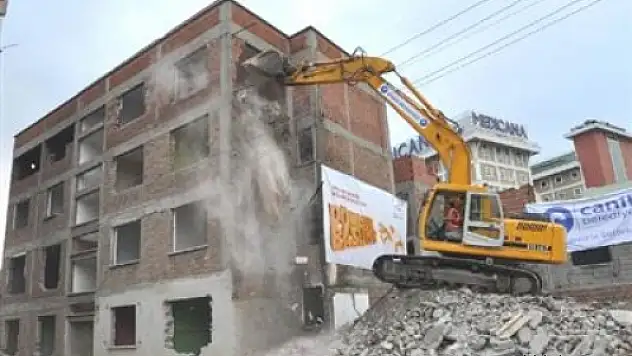 Yıkım kararı çıktıysa 60 günlük sürenİn dolmasına gerek yok