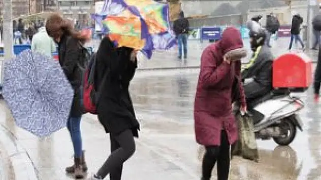 Dikkat İstanbul'a lodos uyarısı kar yağışı var mı ?