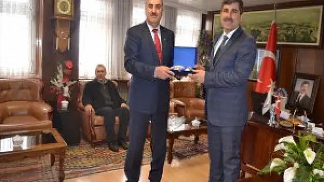 Şube Başkanı Fikret Sancar Başkan Asya'ya teşekkür ziyareti