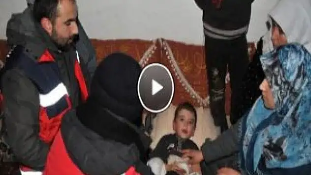 Bingöl'de Karda Mahsur Kalan Hastaların İmdadına Umke Yetişti