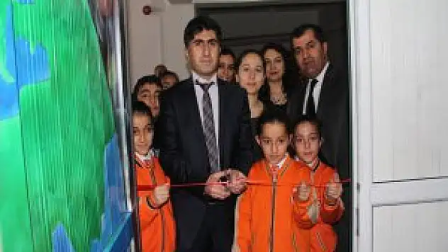 Hakkari'de Tobb Öğrencileri Kütüphaneye Kavuştu
