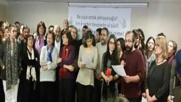 Dört Akademisyen İmzalarını Geri Çektiklerini Açıkladılar