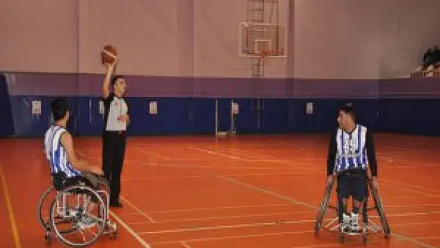 Muş'da Garanti Tekerlekli Sandalye Basketbol 1. Liginde