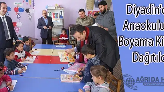 Diyadin'de Anaokuluna Boyama Kitabı Dağıtıldı