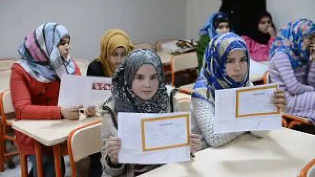Savaşın Çocukları Karnelerini Aldı