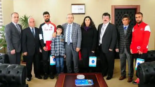 'Dünya Üniversiteler Yaz Spor Oyunları'