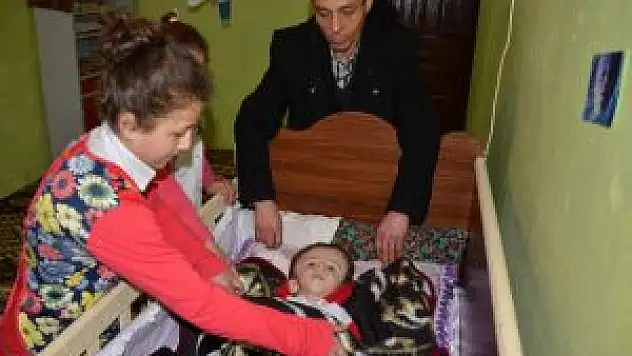 3 Yaşında 23 Ameliyat Geçirdi