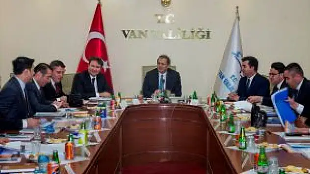 Van'da Eğitim Değerlendirme Toplantısı Düzenlendi