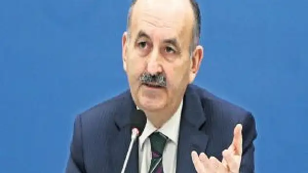 Bakan Müezzinoğlu  kamaoyuna mesaj verme gibi art niyetleri var