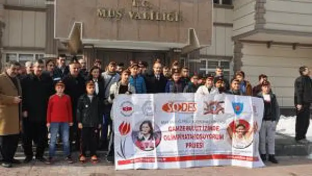 Muş'ta Başarılı Sporcularala Gezi Yapıldı