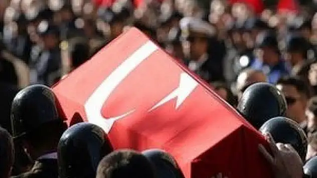 Tedavisi süren asker şehit oldu