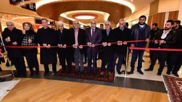 Battalgazi Belediyesinden Halı Sergisi