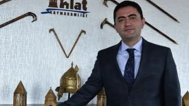 Ahlat'ta Çini Ve Tezhip Sanatı Yeniden Hayat Bulacak