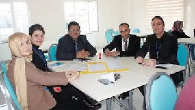 Van'da 'Dijital Ortamdan Uzak Akıl Ve Zeka Oyunları' Eğitimi