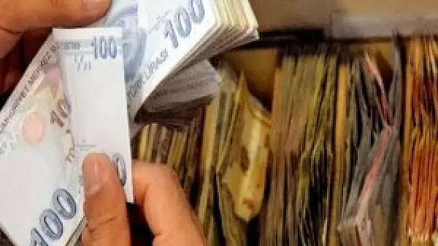 Fonun 2 lirası işsize, 4 lirası istihdama