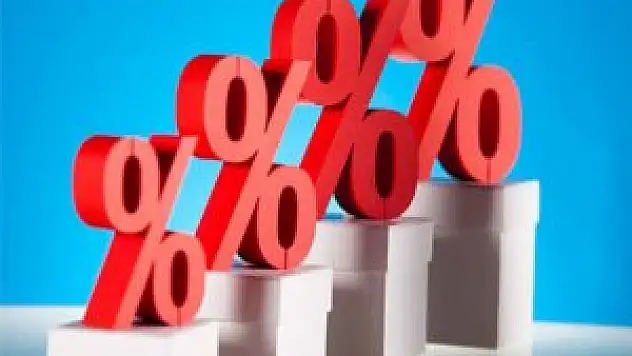 Bir ucu negatif faizli finansal kutuplaşma