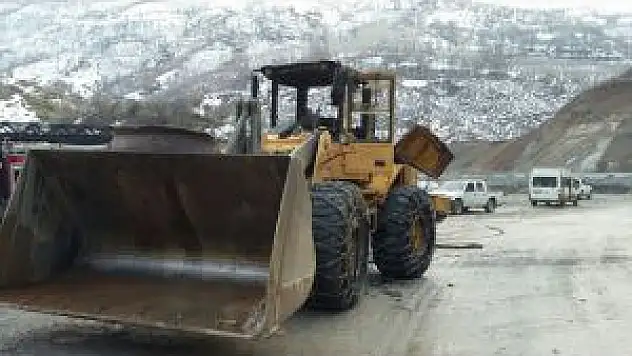 Hizan'da Seyir Halindeki Kepçe Yandı