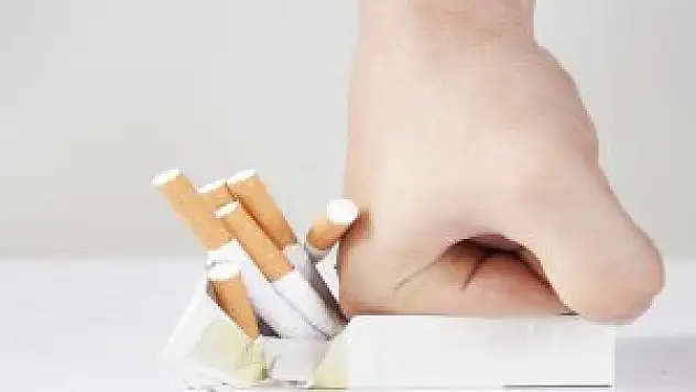 Sigara İçen Erkek ve Kadınlar Dikkat! Ömrünüz Ne Kadar Kısalıyor Biliyormusunuz