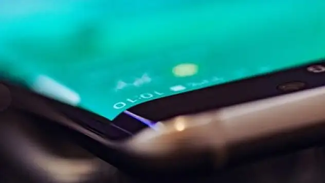 Galaxy S7 ve Galaxy S7 Edge fiyatları da belli oldu