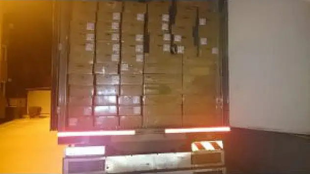 Tavuk Etleri Arasında Kaçak Sigara Sevkiyatı