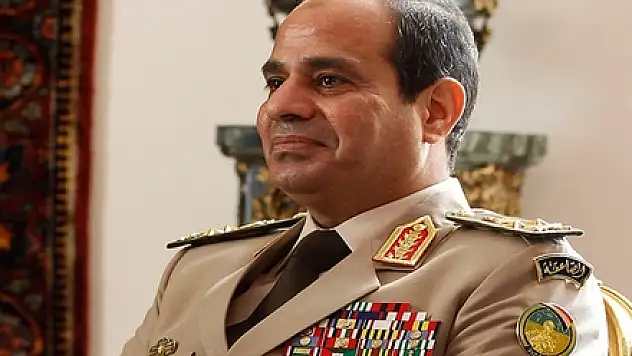 Sisi'yi eBay'de satışa çıkardılar